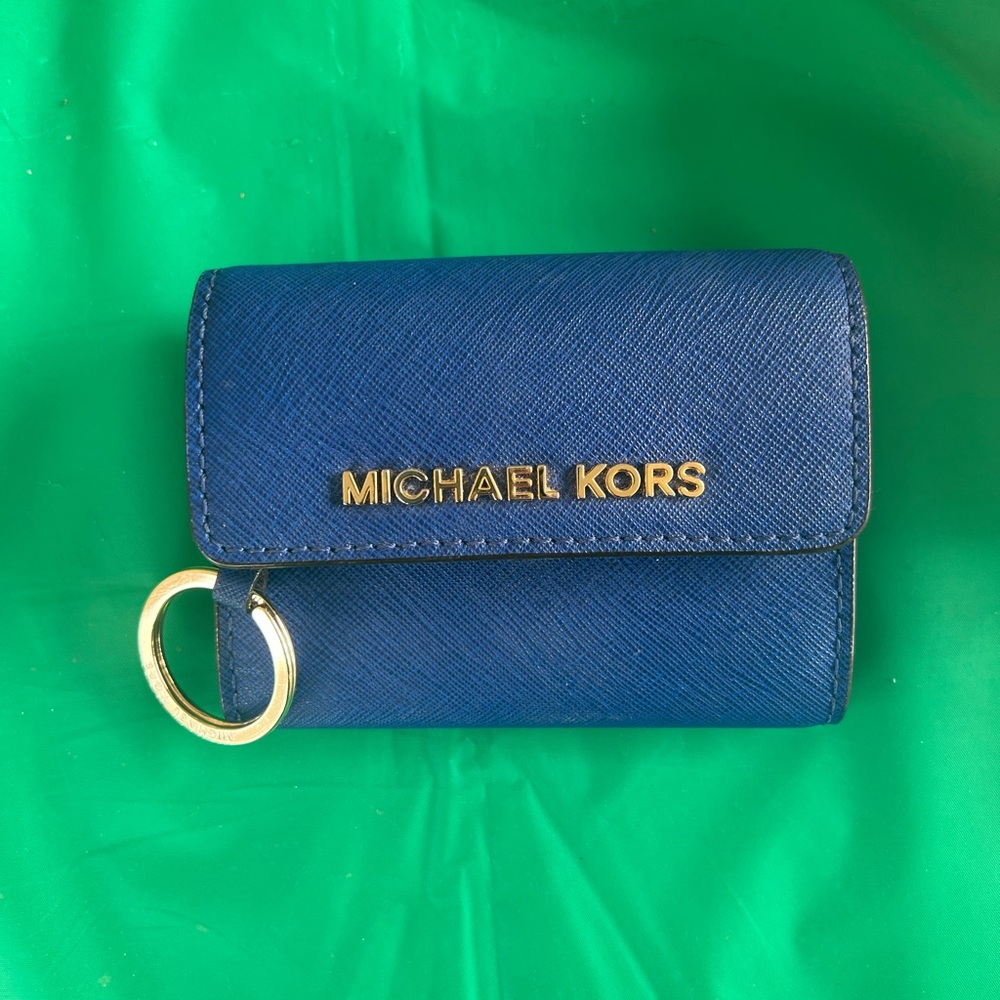 Michael Kors small key ring wallet
